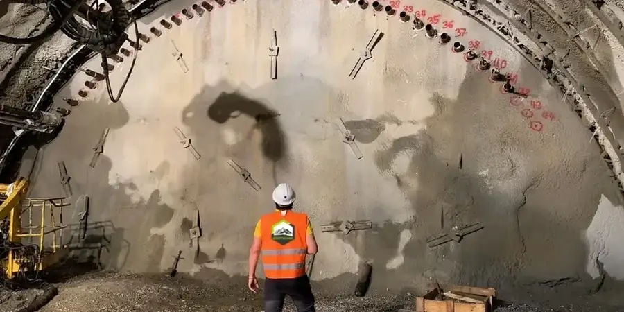 Geotechnical Excavation Monitoring in Slough